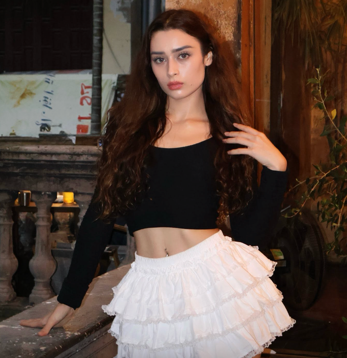 4c116830f0b3015a37a3.png