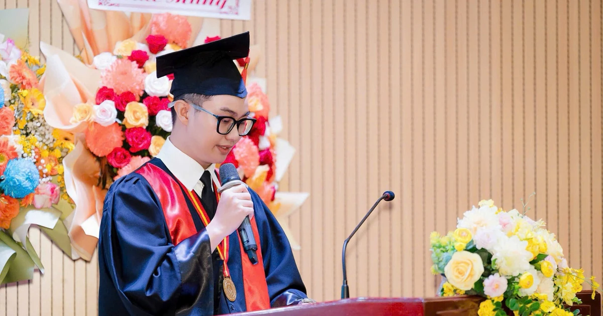 Thủ khoa ĐH Y Dược TP.HCM: "Áp lực chính là bàn đạp để mình bay xa hơn"