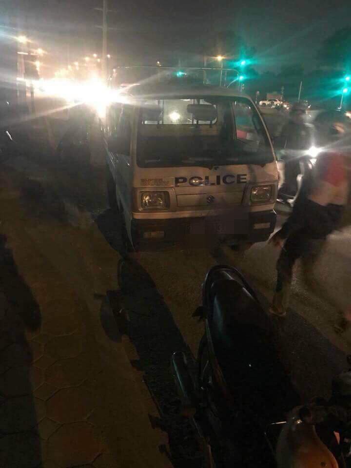 4c4a77e57a17d8f8b0ac.jpg