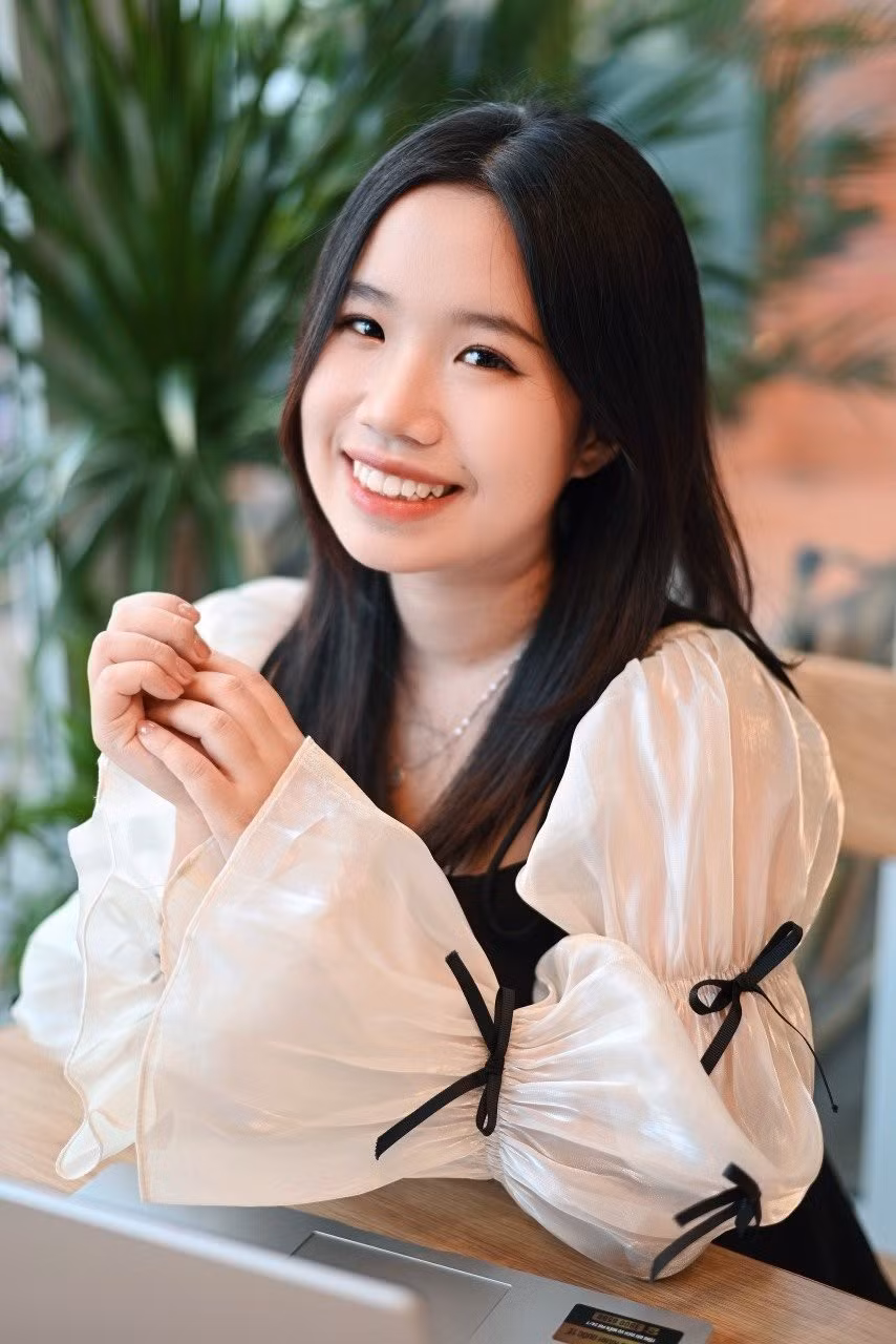 4c8872893c50edeee774.jpg