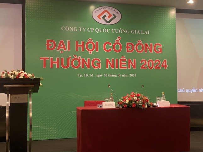4c92edcd2b6e41b64323.jpg