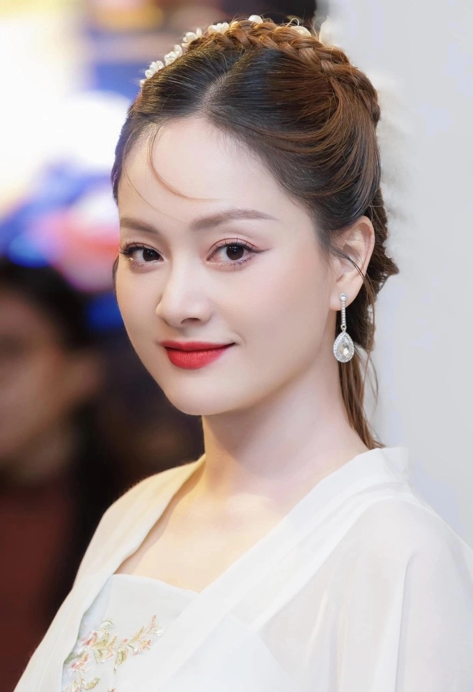 4cf198b80fe42684ffe4.jpg