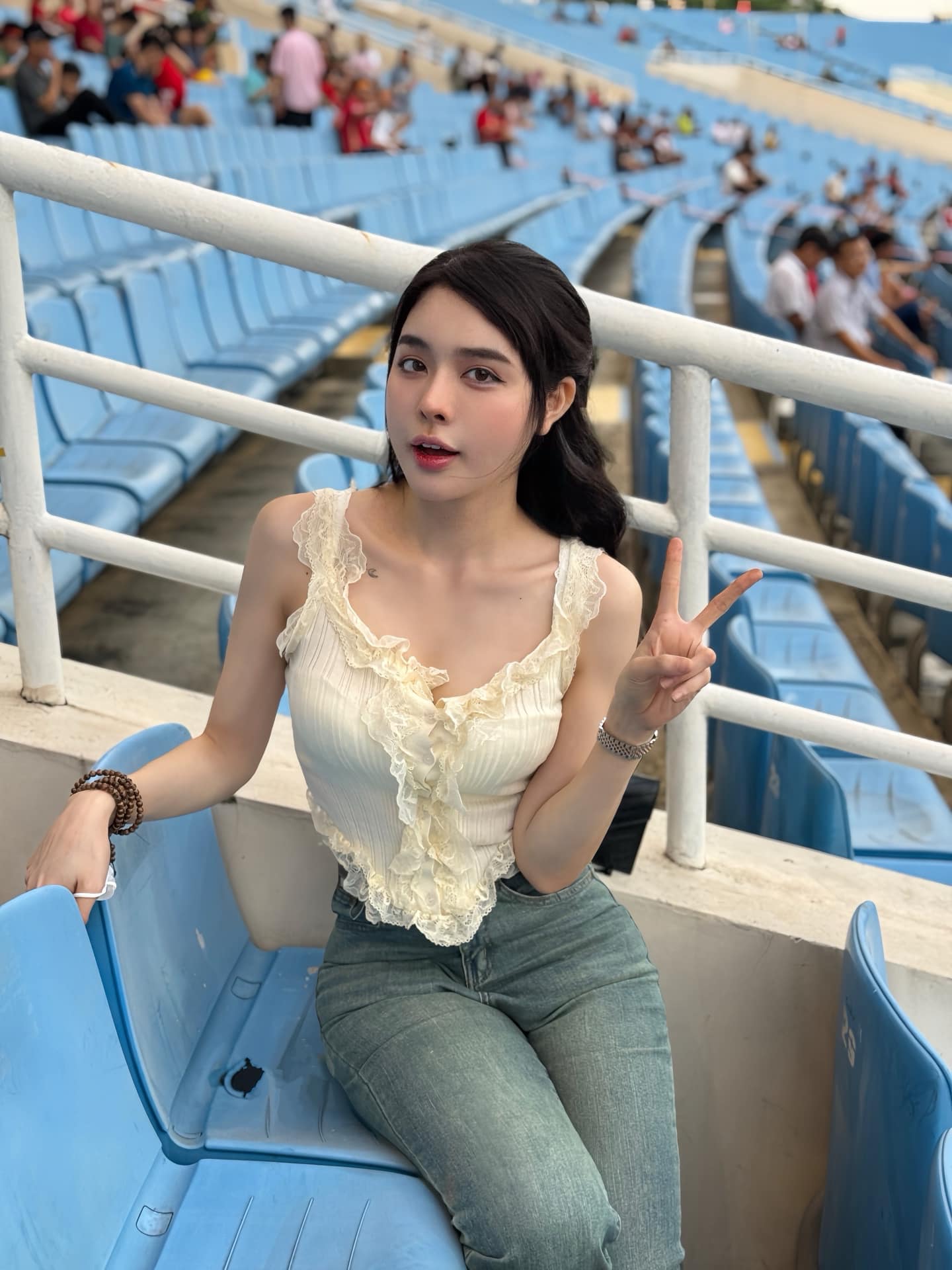 4cfc5d7b3f6de957cff8.jpg