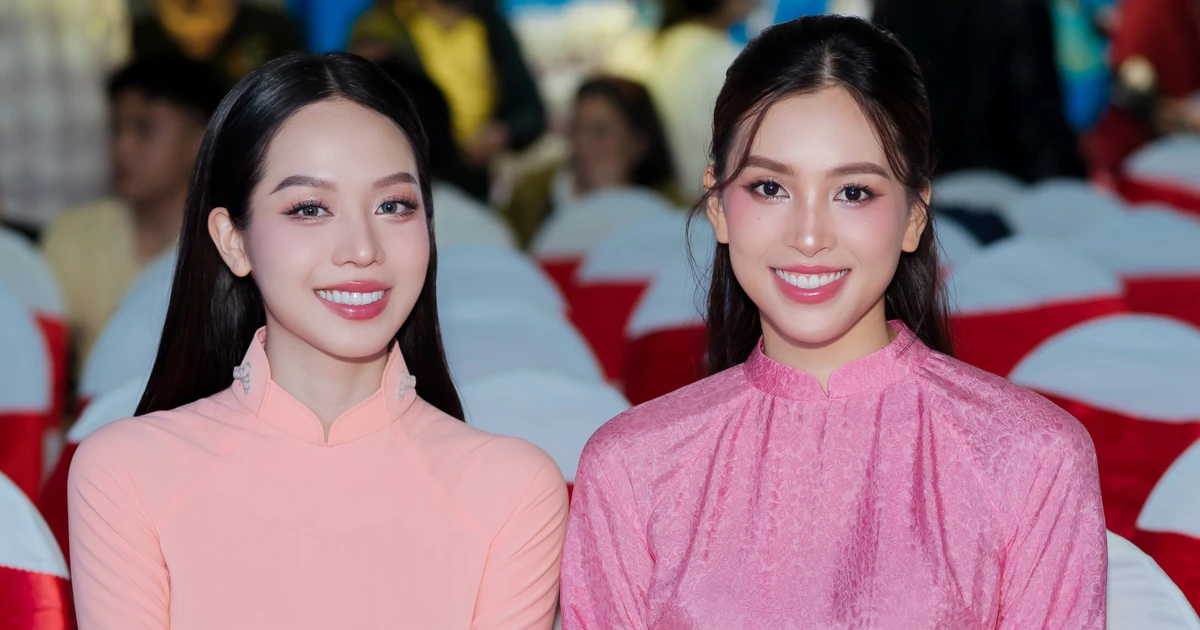 Hai nàng Hậu quê Quảng Tiểu Vy và Thanh Thủy kề vai sát cánh mang Tết ấm đến người lao động