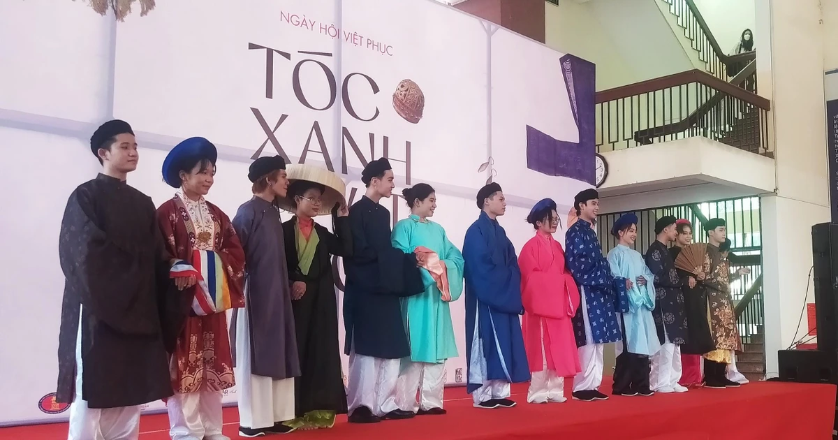 Cổ phục Việt đang "gây sốt" - Gen Z mê mệt diện Việt phục tự hào bao nhiêu này!