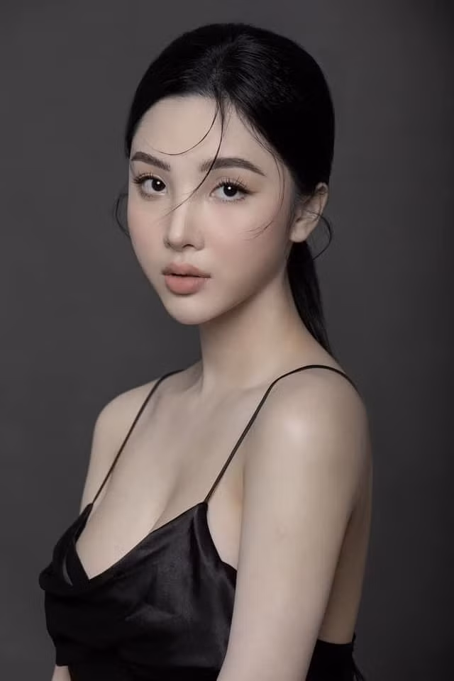 4eb6f23c5e59efe25cf3.jpg