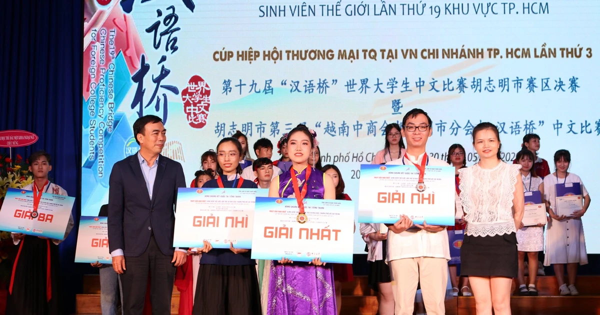 Chung kết cuộc thi tiếng Trung "Nhịp cầu Hán ngữ" - Gen Z Việt khoe skills đỉnh cao