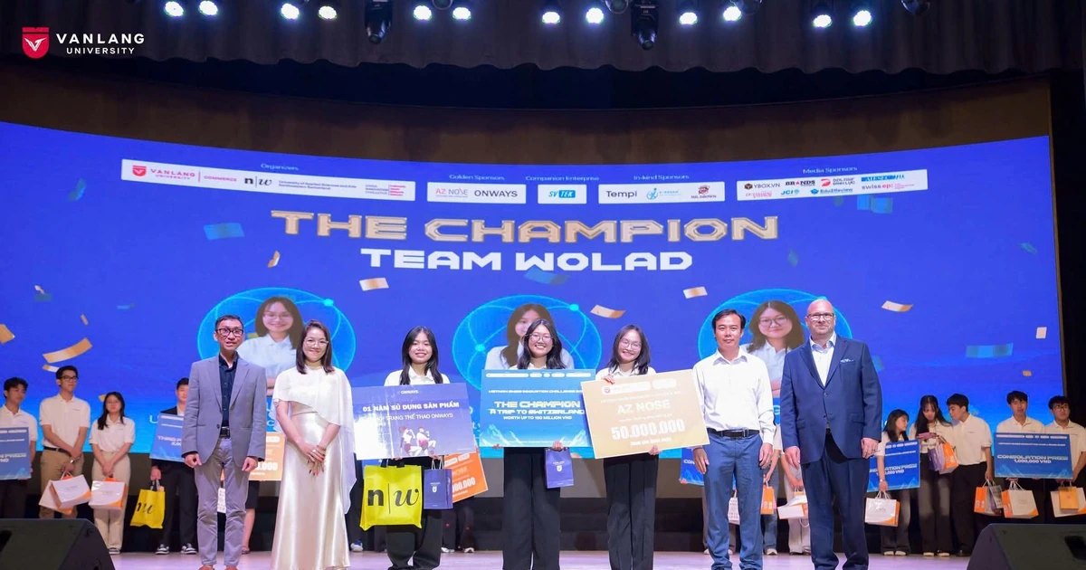 Ba nữ sinh ĐH Kinh tế TP.HCM bùng nổ giành Quán quân cuộc thi 'Vietnam Swiss Innovation Challenge 2025'