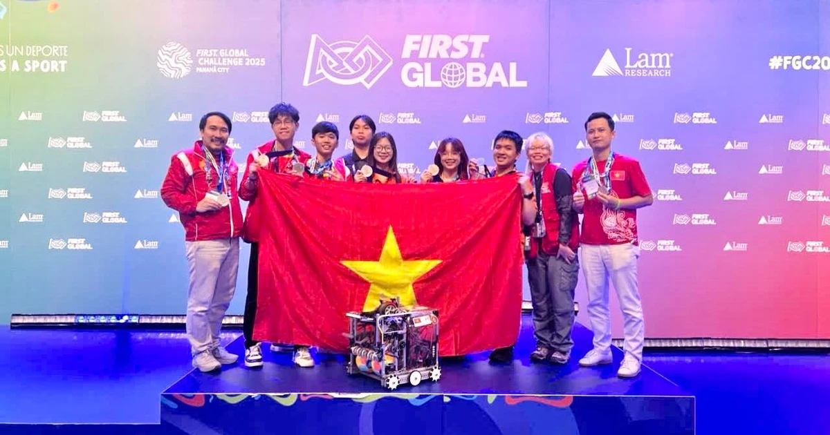 Gen Z Việt chinh phục đấu trường Robotics quốc tế bằng văn hóa dân tộc, rinh về HCB cực xịn