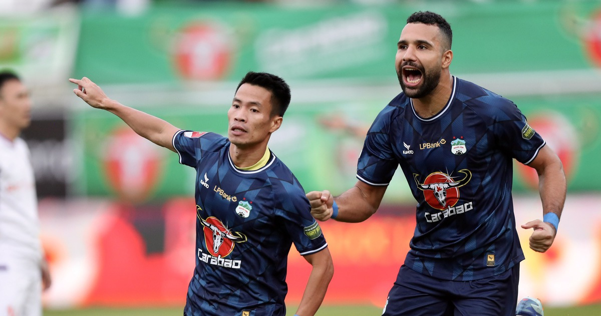 514abe00f0d61ddc6972.jpg