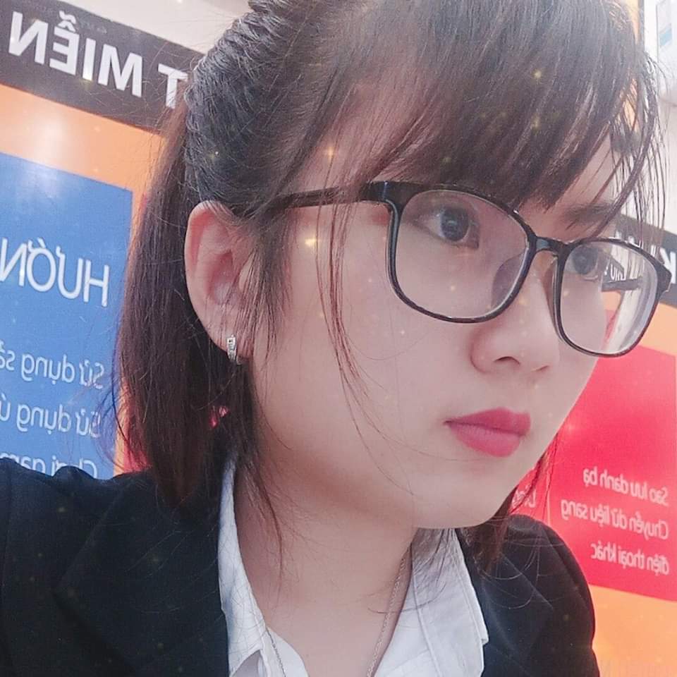 Gặp nữ nhân viên Thế Giới Di Động xinh xỉu: Hội anh em chấm điểm loạn cả lên