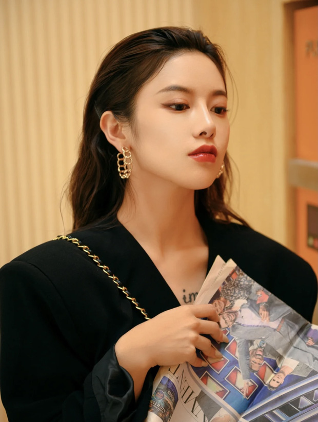 52542ff2ac606c7c9a49.jpg