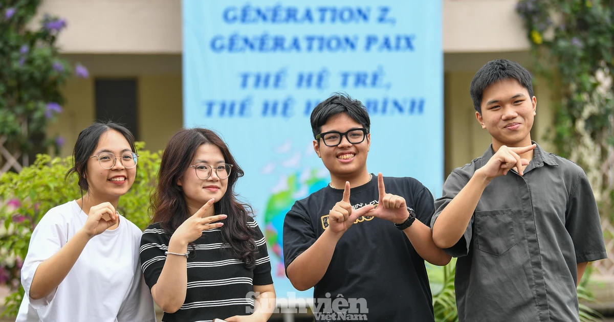 Gen Z Hà Nội "quẩy tưng bừng" trải nghiệm văn hóa Pháp ngữ tại ngày hội 'Sắc màu văn hóa 2026'