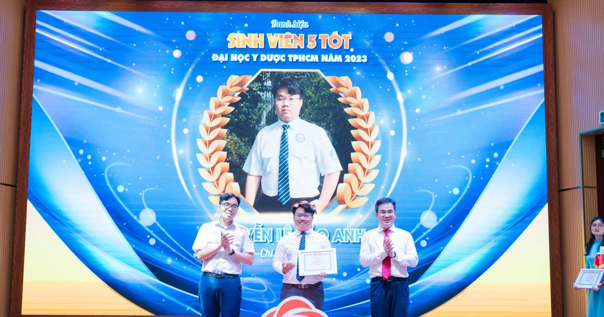 Nam sinh Y Dược và hành trình vượt khó đầy cảm hứng ✨