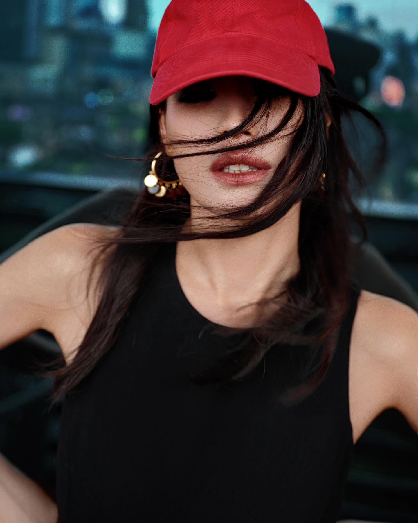 5590619fb9122fb61a75.jpg