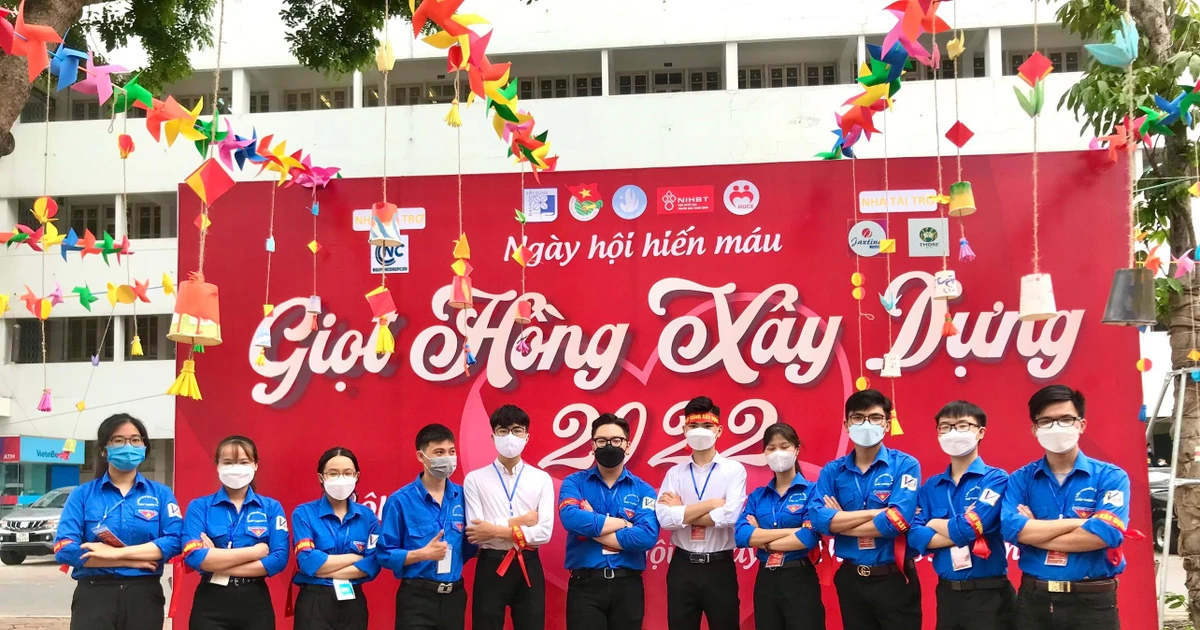 Hàng trăm bạn trẻ hưởng ứng "Giọt hồng Xây dựng 2022" - khi máu hiến cứu được cả mạng người ❤️