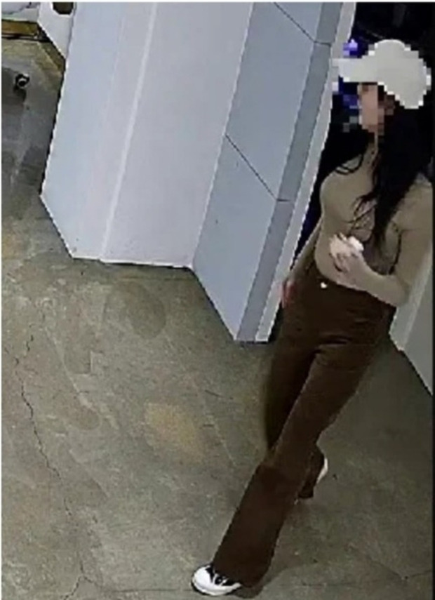 56884d56cb7ece6401b6.jpg