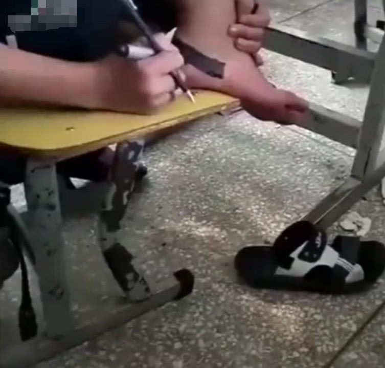56b2d8b298bd691f14c1.jpg