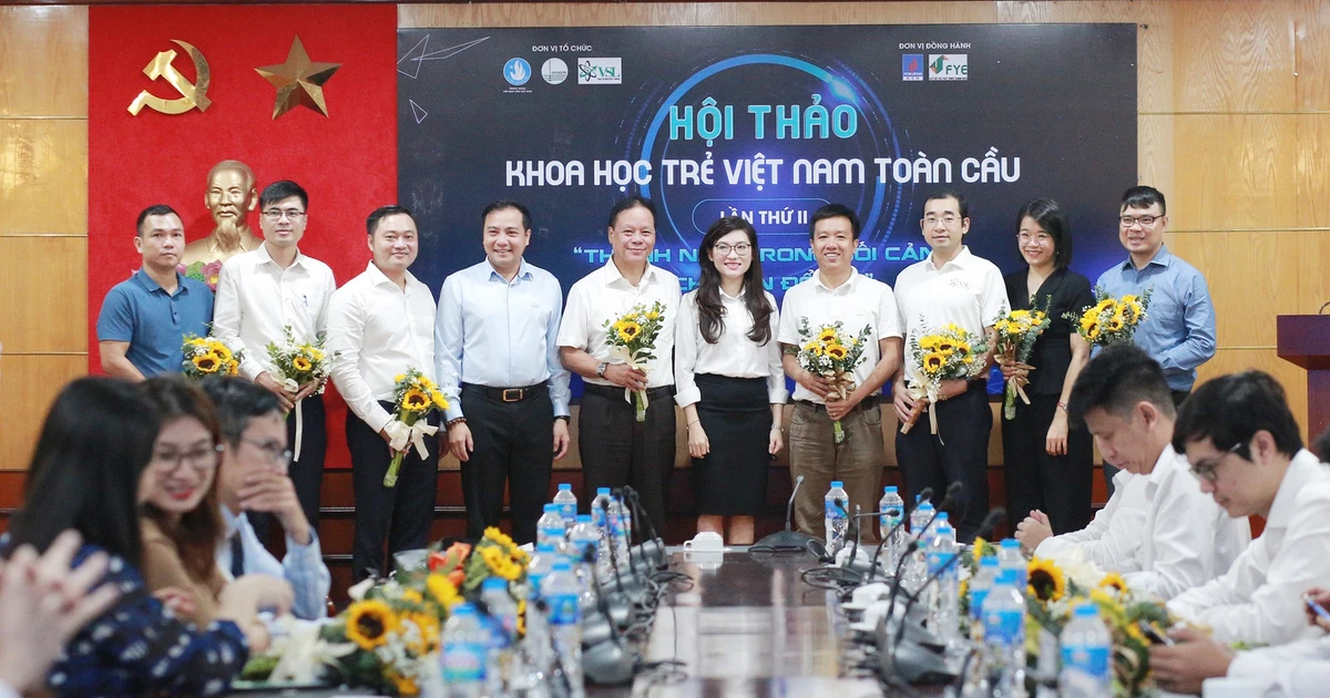 Hội thảo Khoa học trẻ Việt Nam toàn cầu lần thứ II chính thức khai màn – Gen Z khoe tài nghiên cứu cực xịn!
