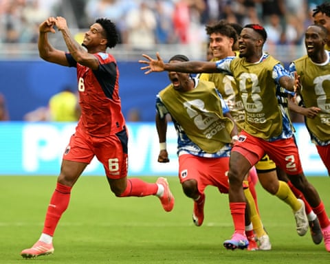 Đội tuyển tí hon nhất World Cup 2026 đang gây bão: Quốc đảo chỉ hơn 500k dân khiến cả thế giới phải "quỳ"