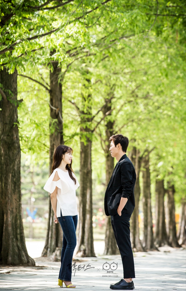 58656ef5ce76d361064a.jpg