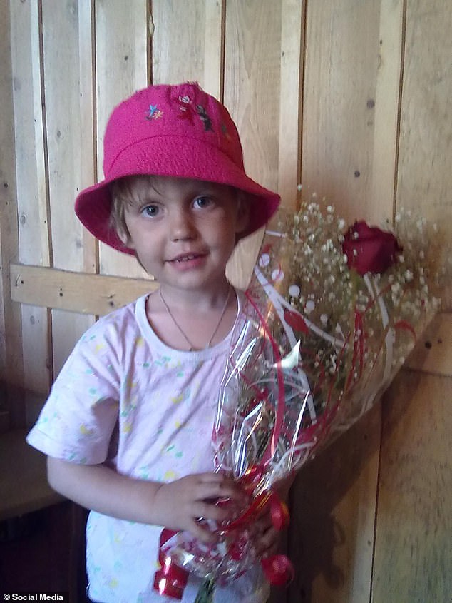 593182dfff92a237bb6f.jpg