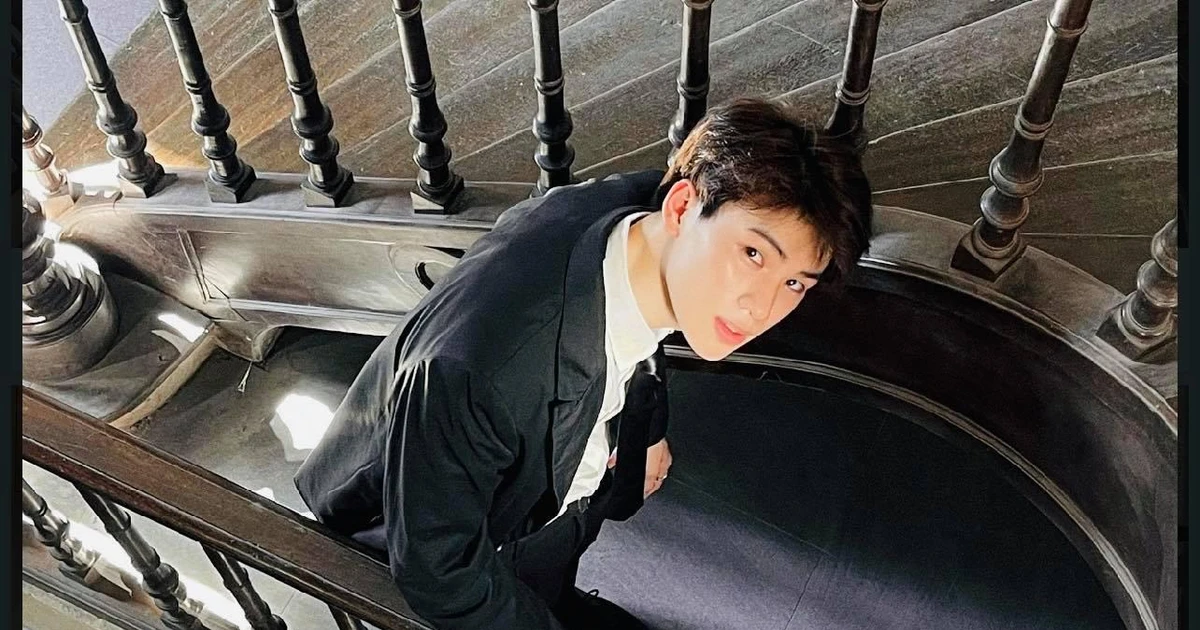 Chàng trai làm "nghiêng ngả" MXH với visual đỉnh của chóp và body cực phẩm không thể tin nổi! ✨