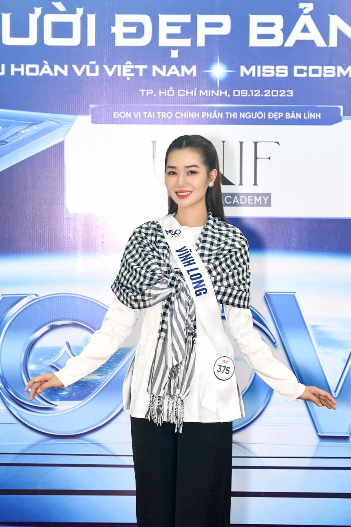 596e0587201cb604578f.jpg