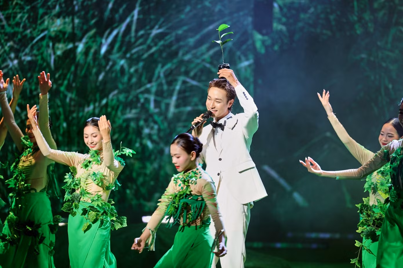 597de4273f8e6a32ed6c.jpg