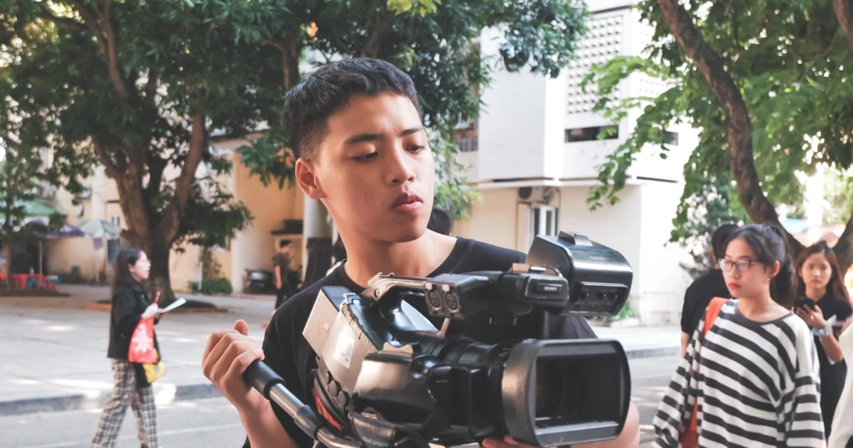 Chàng sinh viên trường Báo và "lửa nghề" quay phim đỉnh của chóp ✨