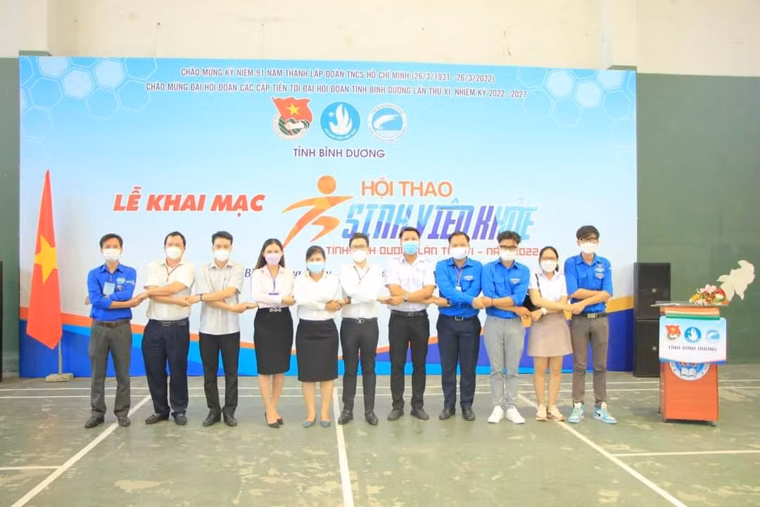 59f0ed4aab78b7618170.jpg