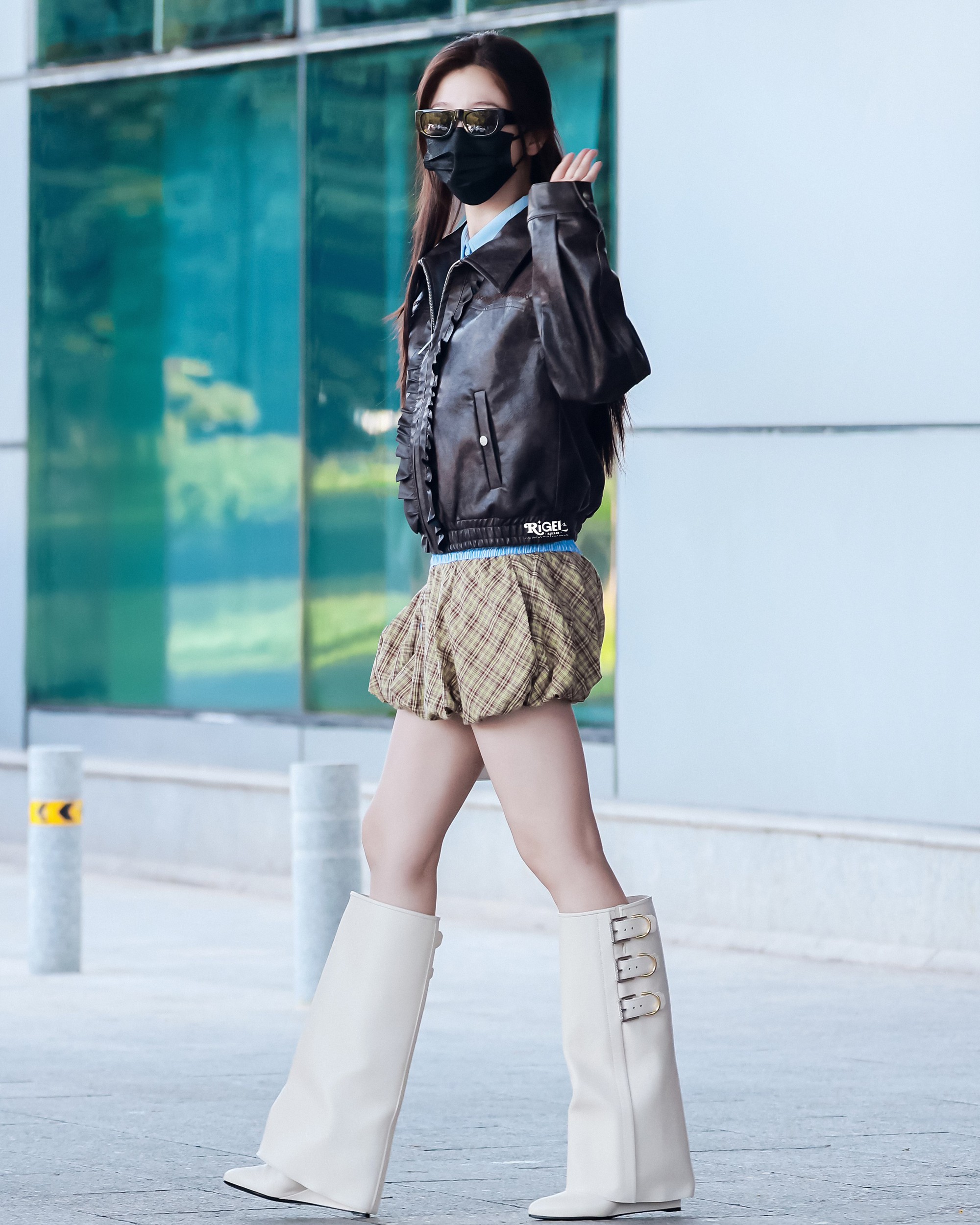 59fcfe46304409a1f7ec.jpg