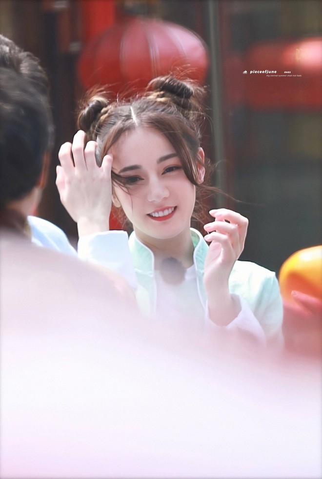 5a2856ab287e5e182a8d.jpg