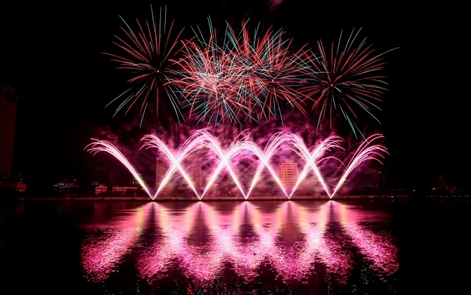 5a9f97ba5fe012b126cf.webp