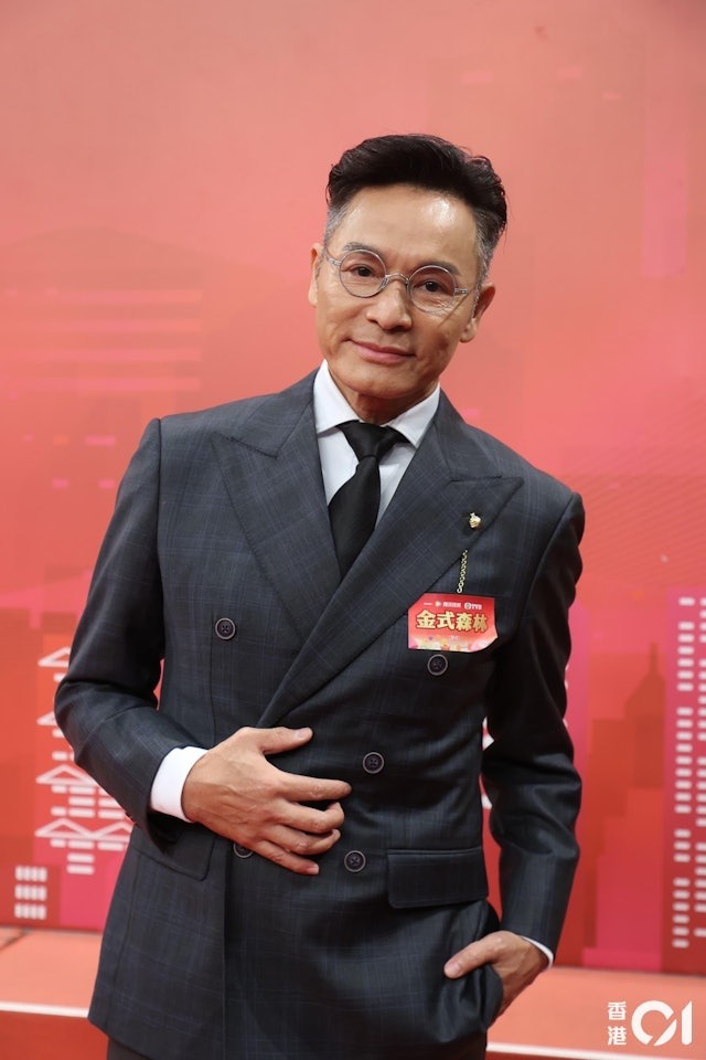 5ae437c1ada7cd5c8b37.jpg