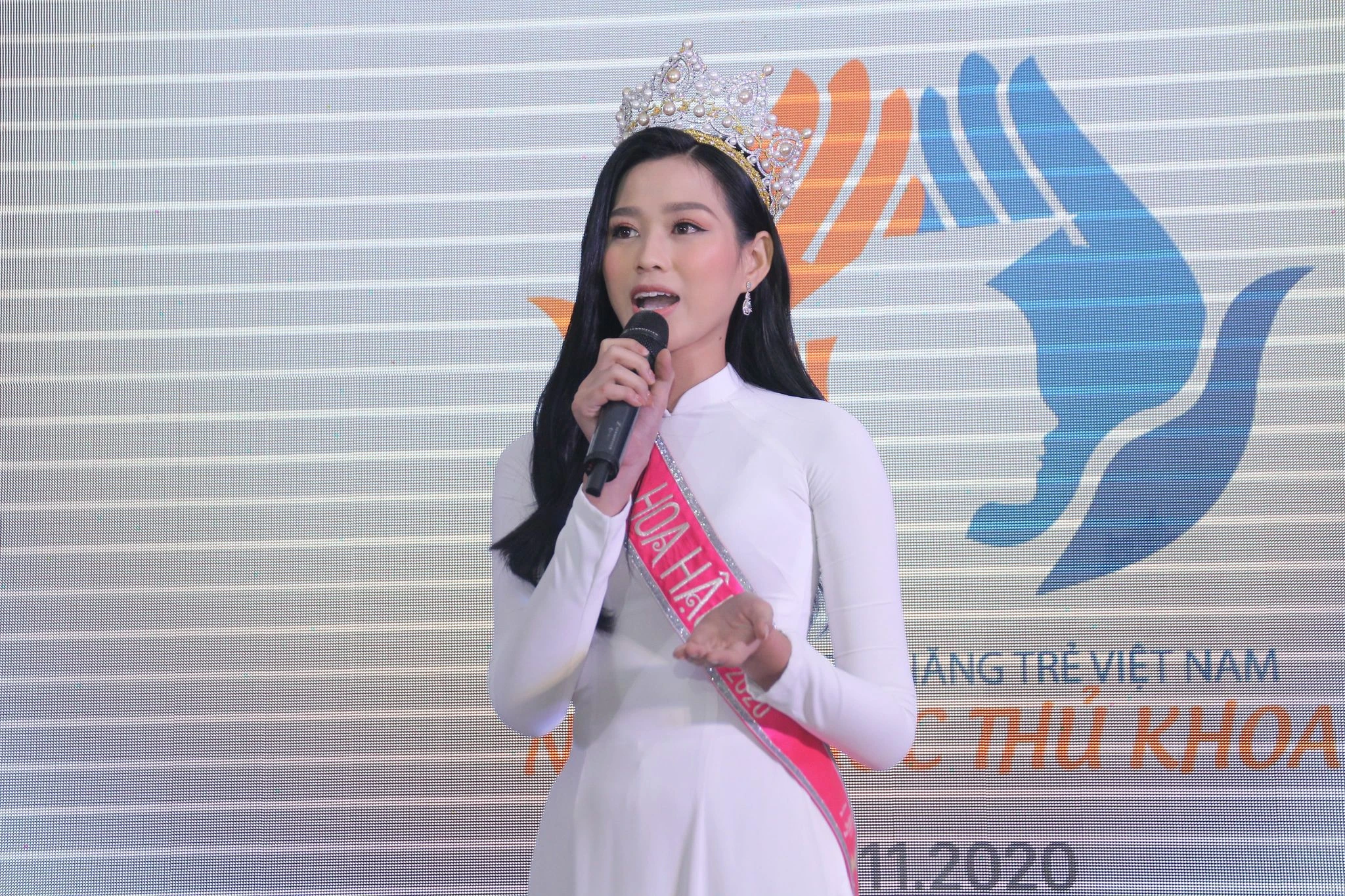 5af8a9638fbf06c1afae.webp