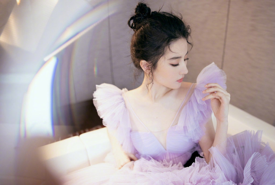 5b3b6859a6f144ebaf0a.jpg