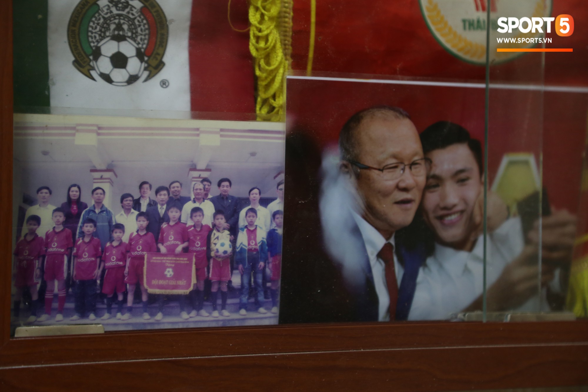 5bcc3a6fa81500e170d1.jpg