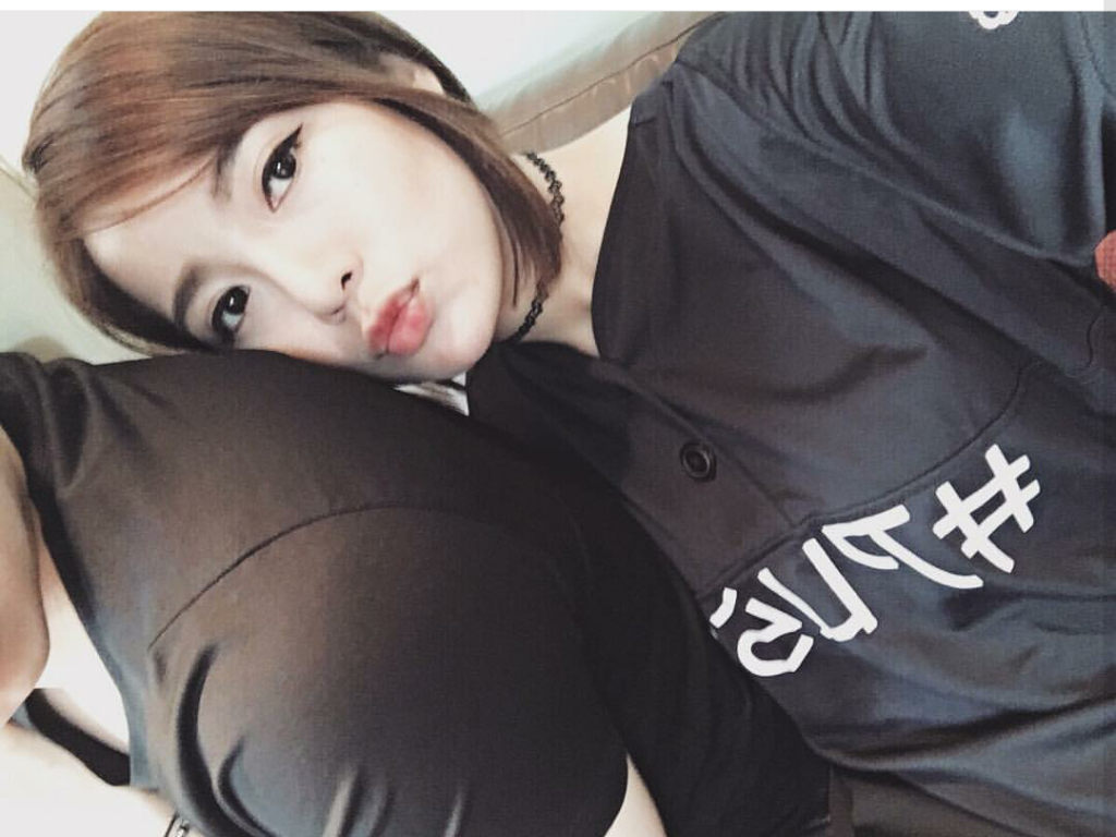 5c0e8511db8200eed64a.png