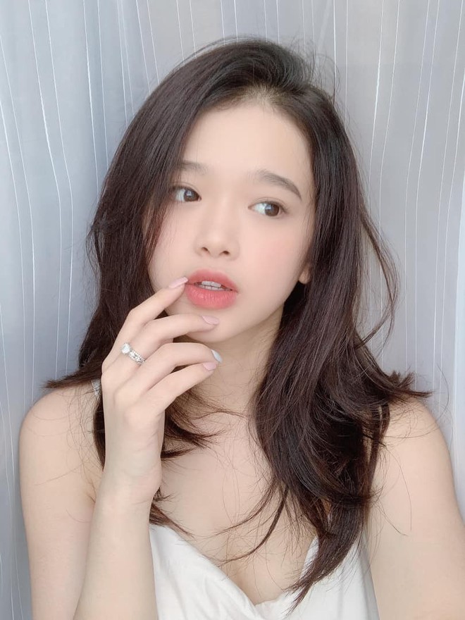 5c45bb567f552e43af60.jpg