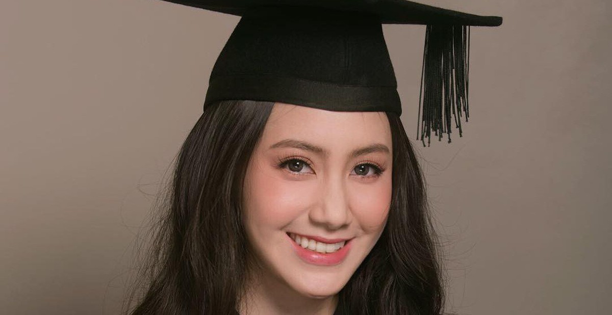 5c4fc7ab8f986b98002f.jpg