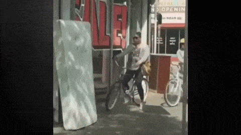 5c58b5165d59d5c7a34f.gif