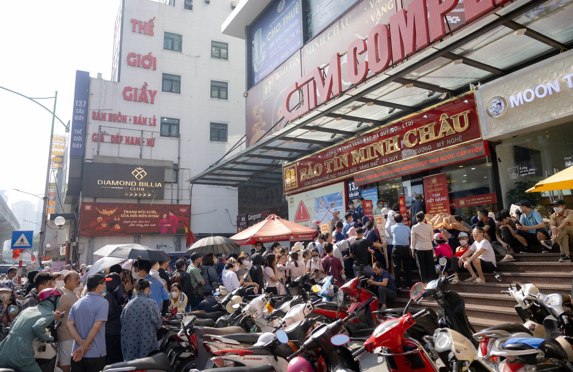 5c7155c6a27b166fb101.jpg