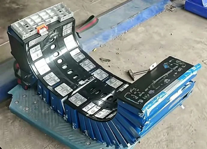 5c7c0b4a197f3f543118.jpg
