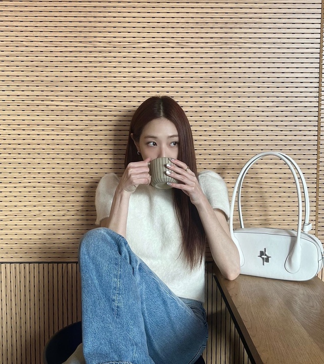 5cc104e64eeb1d67e6b4.jpg