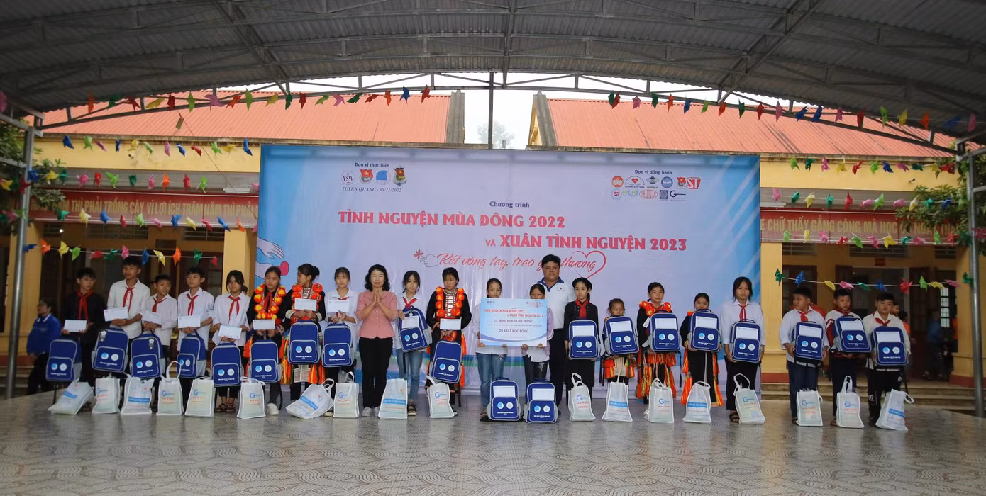 5d8a06cb72094f3c6423.jpg