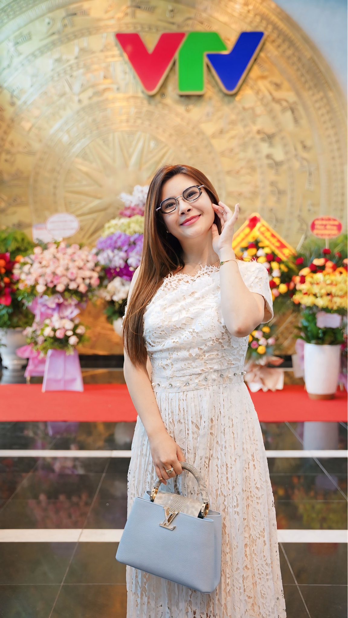5df8a41810fb5f92ec83.jpg
