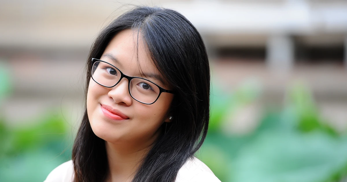 Nữ sinh ĐH Ngoại ngữ sở hữu bảng thành tích "xịn sò" khiến ai cũng phải trầm trồ