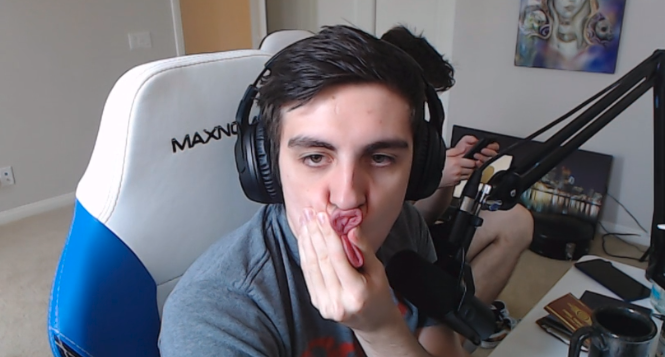 5ef722aa0fef7eecdbff.png