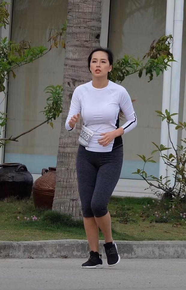 5fcf617a5c747d4d7aa6.jpg